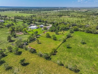 11715 County Road 48, Arcola, TX 77583