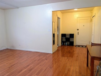 4405 MacNish St Unit 1B, Elmhurst, NY 11373