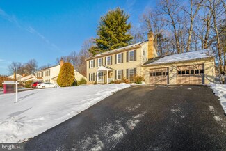 5317 Hampton Forest Way, Fairfax, VA 22030