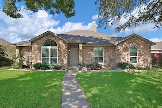7113 Lo Chalmers Ln, Garland, TX 75043