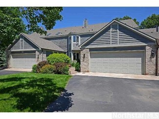 182 182 Wildwood Bay Dr, Mahtomedi, MN 55115