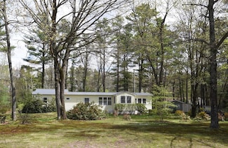 8 Galaxy Dr, Lyman, ME 04002