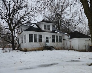 509 Main St S, Renville, MN 56284