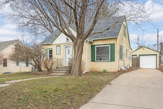 2099 Fremont Ave E, Saint Paul, MN 55119