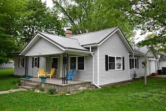 223 N Clinton St, Millersburg, IN 46543