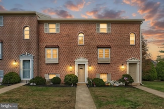 413 Weldon Dr, York, PA 17404