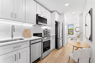 168 Sumpter St Unit 3R, Brooklyn, NY 11233
