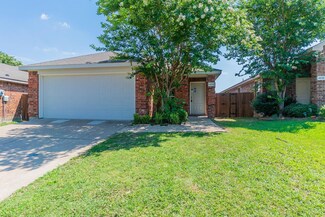 4012 Ridgetop Dr, Heartland, TX 75126