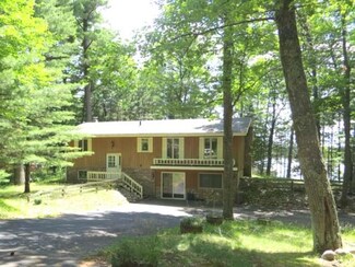 6135 E Twin Lake Rd, Hazelhurst, WI 54531