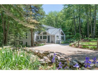 34 Strattonwald Rd, Winhall, VT 05340