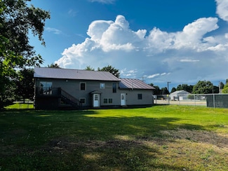 20 4th St, Swanton, VT 05488