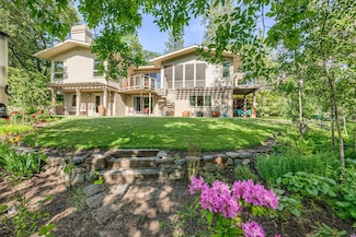 6268 Little Applegate Rd, Jacksonville, OR 97530