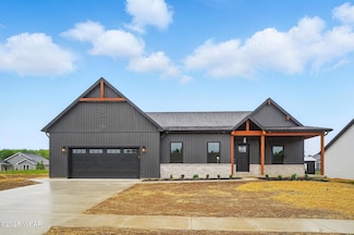 3389 Weldon Dr, Fort Shawnee, OH 45806