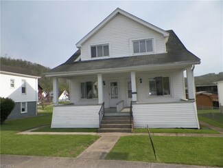 55192 Maple Ave, Bridgeport, OH 43912