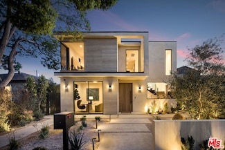2115 Walnut Ave, Venice, CA 90291