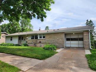 915 Turner St, Wausau, WI 54403