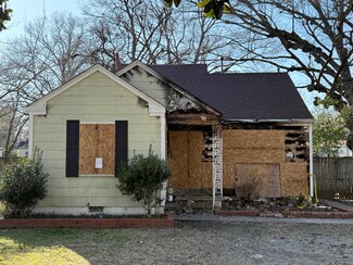 961 Wrenwood St, Memphis, TN 38122