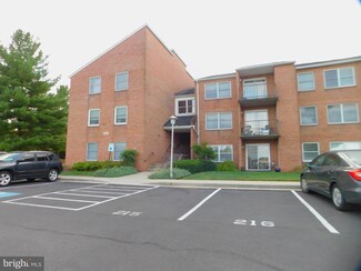 300 Chapel Ct Unit 321, Walkersville, MD 21793