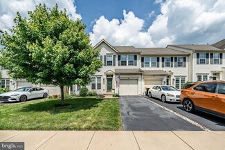 209 S Savanna Dr, Pottstown, PA 19465