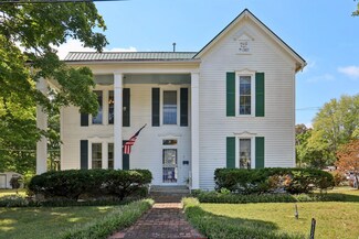 412 W Walnut St, Dickson, TN 37055