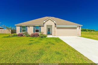 23074 Riverbank St, Vacherie, LA 70090