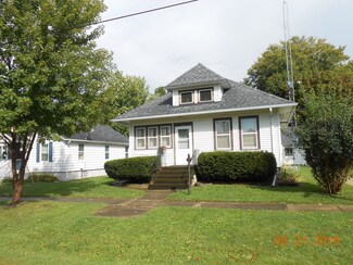 411 S 3rd St, Kirkland, IL 60146