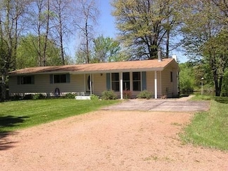 6795 River Rd, Lake Tomahawk, WI 54539