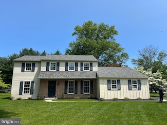 7 Foxcroft Dr, Downingtown, PA 19335