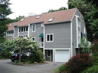 26 Greenridge Ln, Lincoln, MA 01773