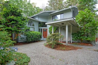 12332 Scenic Dr, Edmonds, WA 98026