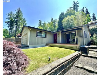 5248 SW Baird St, Portland, OR 97219