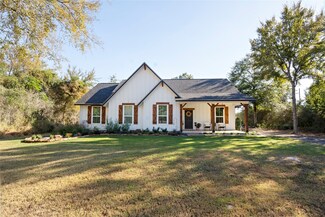 38149 Quail Dr, Hempstead, TX 77445