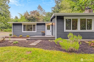 22340 Wavecrest Ave NE, Poulsbo, WA 98370
