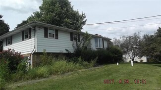 801 Bangor Rd, Nazareth, PA 18064