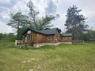 5626 Smith Rd, Lewiston, MI 49756