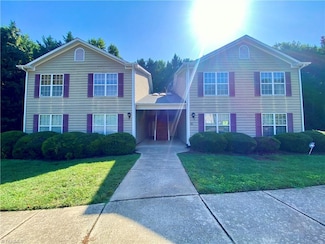 21 Meadowood Glen Way Unit D, Greensboro, NC 27409