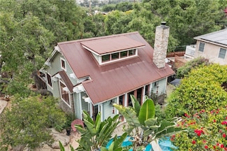 6641 Clear Springs Rd, Simi Valley, CA 93063