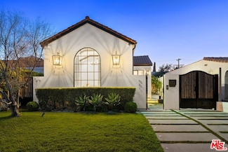 521 N Formosa Ave, Los Angeles, CA 90036