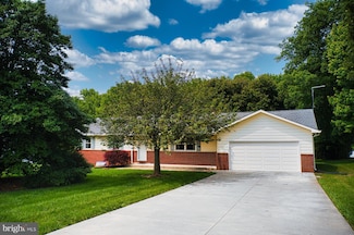1077 Victory Chapel Rd, Dover, DE 19904