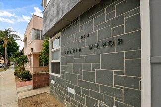 933 E 1st St Unit 10, Long Beach, CA 90802
