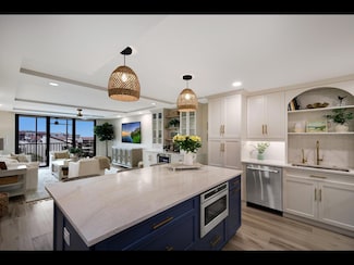 2045 Gulf of Mexico Dr Unit M1505, Longboat Key, FL 34228