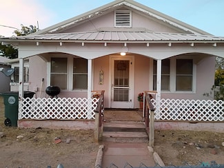 565 & 585 W 6th St, Truth Or Consequences, NM 87901