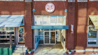 423 E 3rd St Unit 202, Little Rock, AR 72201