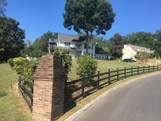 509 Emerald Ave, Kodak, TN 37764
