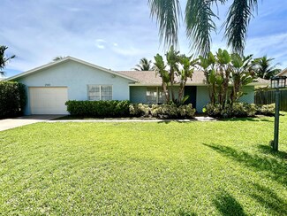 2560 SW 14th St, Boynton Beach, FL 33426