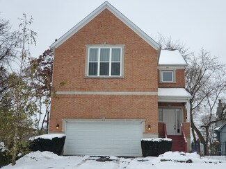24022 N Forest Dr, Lake Zurich, IL 60047