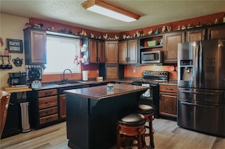 7164 State Route T, Amazonia, MO 64421