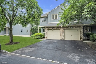 23 Bond St, Bridgewater, NJ 08807