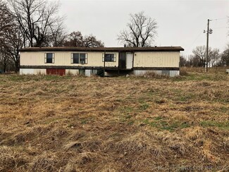 101 NE Canton St, Stigler, OK 74462