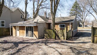 509 N Washington St, Westmont, IL 60559